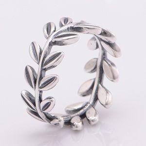 Pandora Vine Ring